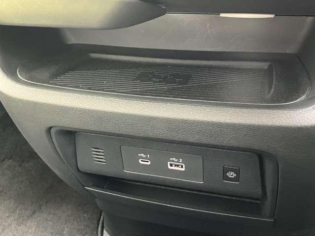 �u�������ŃX�}�[�g�t�H���̏[�d���ł���̂ŕ֗��ł��B���@��ɂ���Ă��g�p���������Ȃ��ꍇ���������܂��B