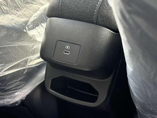 ��Ȃɂ��t�r�a�d���\�P�b�g����������Ă���֗��ł��B