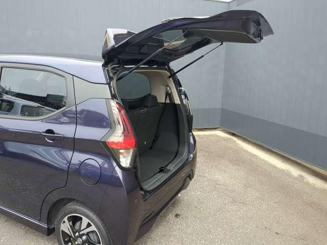 デイズ ６６０　ハイウェイスターＧターボ　プロパイロット　エディショ　プロパイロット　全周囲カメラ　大画面ナビ　エマ－ジェンシ－ブレ－キ　ＬＥＤヘットライト　クルーズコントロール　フルセグ　レーンキープアシスト　ＥＴＣ　ナビＴＶ　パワーウィンドウ　ドラレコ　バックカメラ（41枚目）