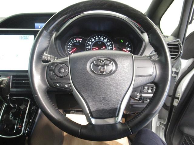 ノア Ｓｉ　ダブルバイビーＩＩＩ　衝突被害軽減システム　メモリーナビ　フルセグ　バックカメラ　ＥＴＣ　ＣＤ　ミュージックプレイヤー接続可　ＤＶＤ再生　オートクルーズコントロール　ＬＥＤヘッドランプ　両側電動スライド　乗車定員７人（18枚目）