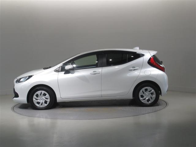 アクア X 衝突被害軽減システム メモリーナビ フルセグ バックカメラ ミュージックプレイヤー接続可 オートクルーズコントロール LEDヘッドランプ スマートキー キーレス ハイブリッド ワンオーナー(3枚目)