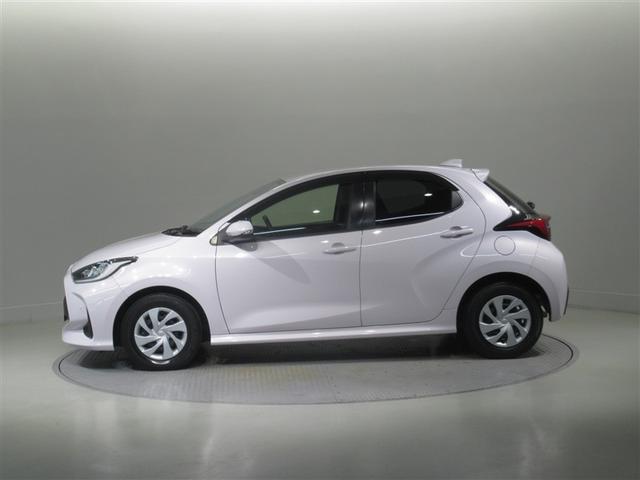 ヤリス Ｇ　衝突被害軽減システム　メモリーナビ　バックカメラ　ＥＴＣ　ミュージックプレイヤー接続可　オートクルーズコントロール　ＬＥＤヘッドランプ　スマートキー　キーレス　ワンオーナー（3枚目）