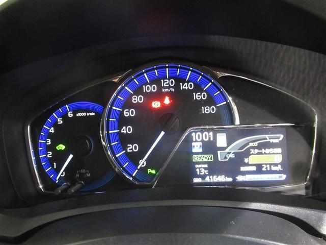 カローラフィールダー ハイブリッドＧ　衝突被害軽減システム　メモリーナビ　ワンセグ　バックカメラ　ＥＴＣ　ＣＤ　ミュージックプレイヤー接続可　オートクルーズコントロール　ＬＥＤヘッドランプ　スマートキー　キーレス　ハイブリッド（17枚目）