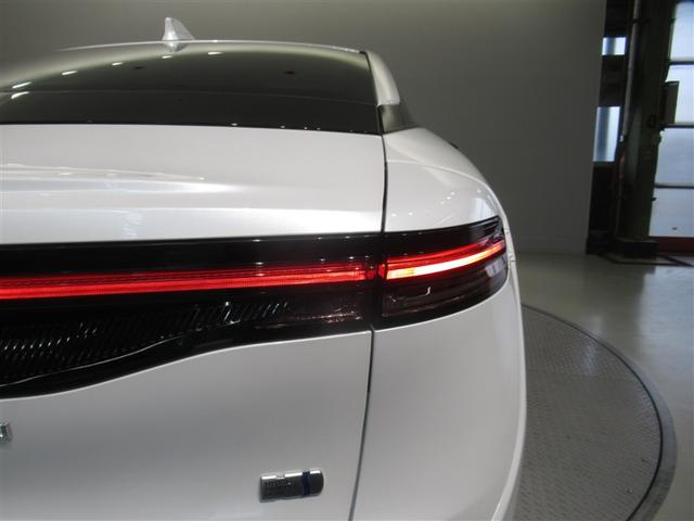 クラウンクロスオーバー Ｇ　衝突被害軽減システム　フルセグ　バックカメラ　ＥＴＣ　ミュージックプレイヤー接続可　電動シート　オートクルーズコントロール　ＬＥＤヘッドランプ　スマートキー　キーレス　４ＷＤ　ハイブリッド（10枚目）