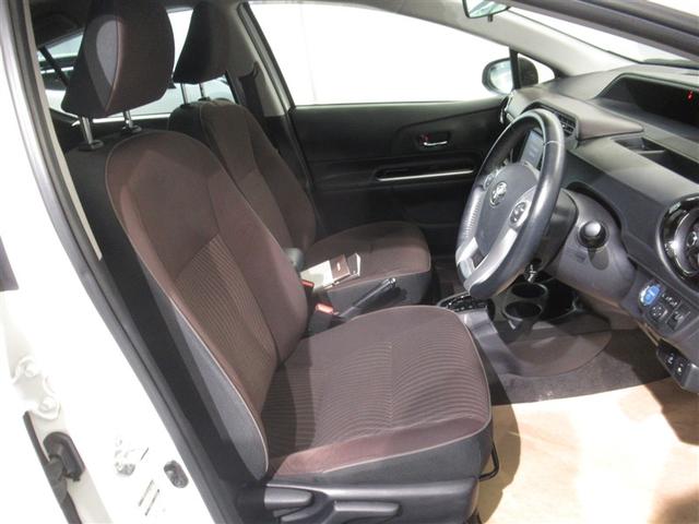 アクア Ｇ　メモリーナビ　ワンセグ　バックカメラ　ＣＤ　ミュージックプレイヤー接続可　オートクルーズコントロール　スマートキー　キーレス　ハイブリッド　ワンオーナー（13枚目）