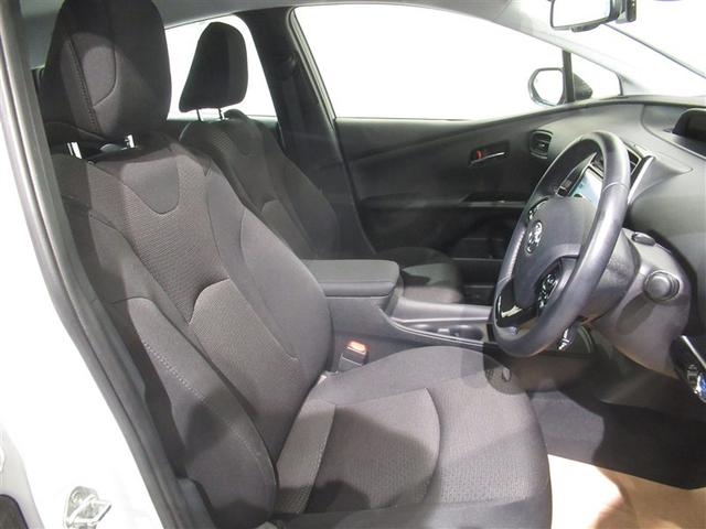 プリウス SセーフティプラスII 衝突被害軽減システム メモリーナビ フルセグ バックカメラ ETC CD ミュージックプレイヤー接続可 DVD再生 オートクルーズコントロール LEDヘッドランプ スマートキー キーレス ハイブリッド(14枚目)