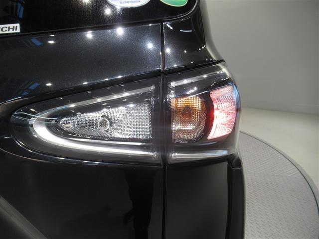 シエンタ ハイブリッド　ファンベースＧセーフティーエディション　衝突被害軽減システム　メモリーナビ　フルセグ　バックカメラ　ＥＴＣ　ＣＤ　ミュージックプレイヤー接続可　ＤＶＤ再生　オートクルーズコントロール　ＬＥＤヘッドランプ　両側電動スライド　スマートキー（10枚目）