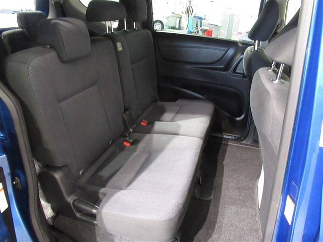 シエンタ ハイブリッドＧ　メモリーナビ　フルセグ　バックカメラ　ＣＤ　ミュージックプレイヤー接続可　ＤＶＤ再生　両側電動スライド　乗車定員７人　３列シート　スマートキー　キーレス　ハイブリッド　ワンオーナー（14枚目）