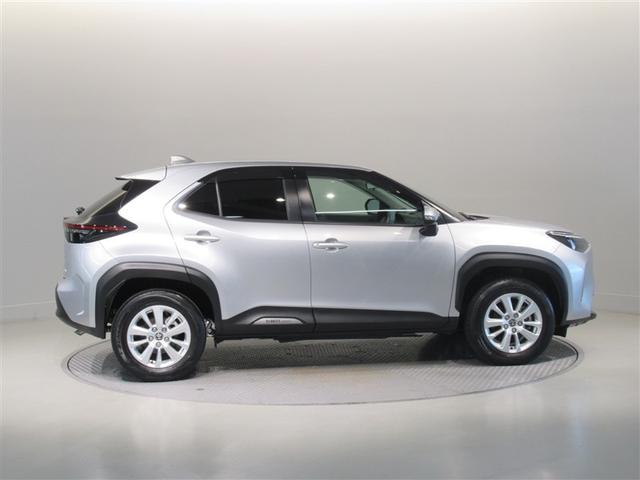 ヤリスクロス ハイブリッドG 衝突被害軽減システム メモリーナビ フルセグ バックカメラ ETC ミュージックプレイヤー接続可 オートクルーズコントロール LEDヘッドランプ スマートキー キーレス ハイブリッド ワンオーナー(7枚目)