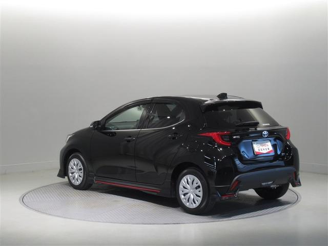 ヤリス ハイブリッドZ 衝突被害軽減システム バックカメラ ETC ミュージックプレイヤー接続可 オートクルーズコントロール LEDヘッドランプ スマートキー キーレス ハイブリッド ワンオーナー(4枚目)