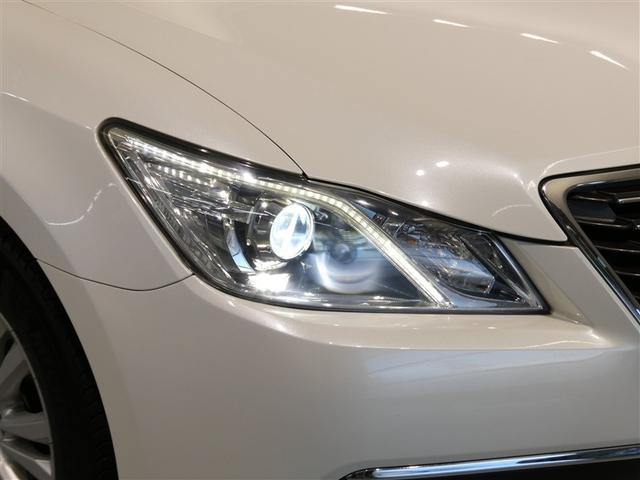 クラウンハイブリッド ロイヤルサルーン　ＨＤＤナビ　フルセグ　バックカメラ　ＥＴＣ　ＣＤ　ミュージックプレイヤー接続可　ＤＶＤ再生　電動シート　オートクルーズコントロール　ＨＩＤヘッドライト　スマートキー　キーレス　ハイブリッド（9枚目）