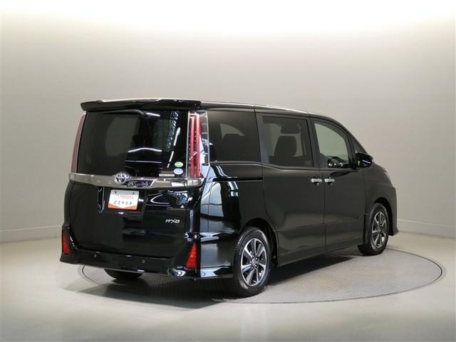 ノア Ｓｉ　ダブルバイビーＩＩ　衝突被害軽減システム　メモリーナビ　フルセグ　バックカメラ　ＥＴＣ　ＣＤ　ミュージックプレイヤー接続可　ＤＶＤ再生　オートクルーズコントロール　ＬＥＤヘッドランプ　両側電動スライド　乗車定員７人（6枚目）