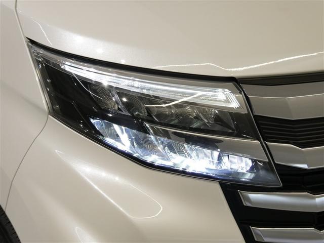 ルーミー カスタムＧ－Ｔ　衝突被害軽減システム　フルセグ　バックカメラ　ミュージックプレイヤー接続可　オートクルーズコントロール　ＬＥＤヘッドランプ　両側電動スライド　スマートキー　キーレス　アイドリングストップ　ワンオーナー（9枚目）