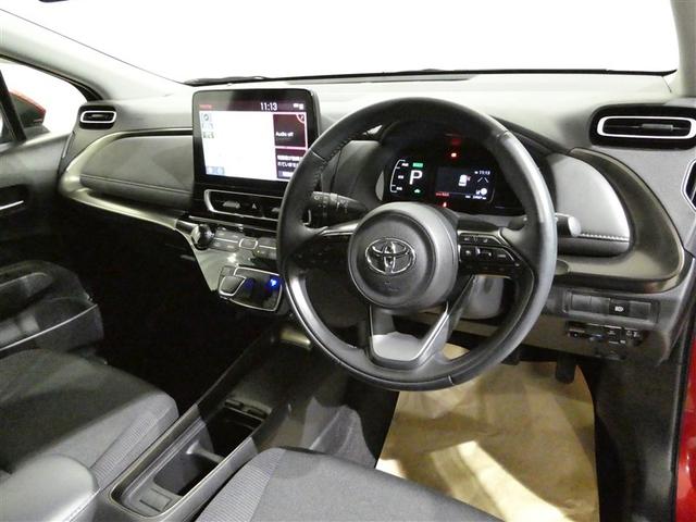 ���ʂ��̂悢��������Ƃ������E�ŁA�N�ł��^�]���₷���ł��B�^�]�̂��₷���͔��ɂ����ɂ��q����܂����