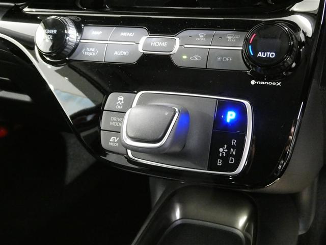 �����g���X�C�b�`���V���v���Ɏ肪�͂��A���G�Ȍv��ނ����Ȃ�����Ɏ�f�����Ƃ�����܂���@�X�e�A�����O��V�t�g�m�u�Ȃǂ��L���C�Ɏd�グ�Ă���܂�