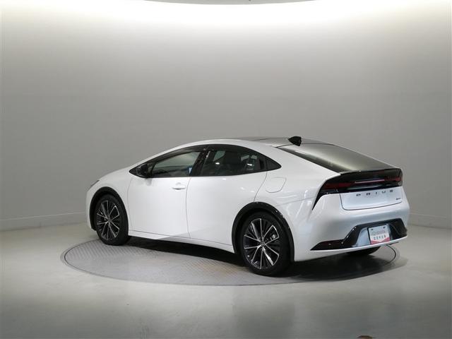 プリウス Ｚ　衝突被害軽減システム　メモリーナビ　フルセグ　バックカメラ　ＥＴＣ　ミュージックプレイヤー接続可　電動シート　オートクルーズコントロール　ＬＥＤヘッドランプ　スマートキー　キーレス　ハイブリッド（4枚目）