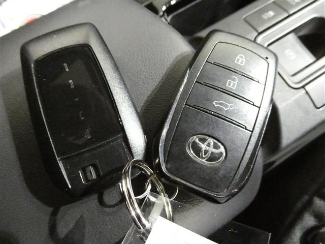 プリウス Ｚ　衝突被害軽減システム　メモリーナビ　フルセグ　バックカメラ　ＥＴＣ　ミュージックプレイヤー接続可　電動シート　オートクルーズコントロール　ＬＥＤヘッドランプ　スマートキー　キーレス　ハイブリッド（24枚目）