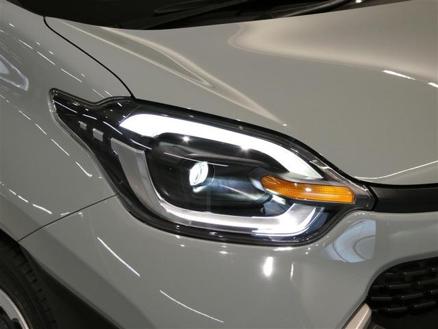 シエンタ ハイブリッドＺ　衝突被害軽減システム　メモリーナビ　フルセグ　バックカメラ　ＥＴＣ　ミュージックプレイヤー接続可　オートクルーズコントロール　ＬＥＤヘッドランプ　両側電動スライド　スマートキー　キーレス　ハイブリッド（9枚目）