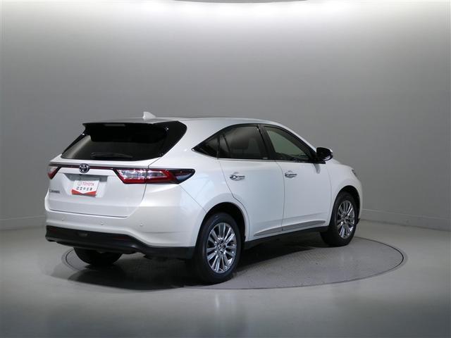 ハリアー プレミアム　衝突被害軽減システム　メモリーナビ　フルセグ　バックカメラ　ＥＴＣ　ＣＤ　ミュージックプレイヤー接続可　ＤＶＤ再生　電動シート　オートクルーズコントロール　ＬＥＤヘッドランプ　スマートキー　キーレス（6枚目）