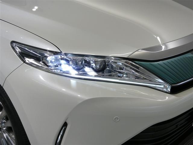 ハリアー プレミアム　衝突被害軽減システム　メモリーナビ　フルセグ　バックカメラ　ＥＴＣ　ＣＤ　ミュージックプレイヤー接続可　ＤＶＤ再生　電動シート　オートクルーズコントロール　ＬＥＤヘッドランプ　スマートキー　キーレス（9枚目）