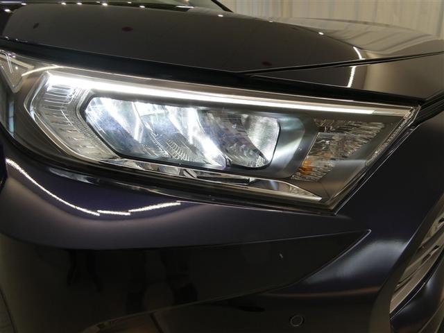 ＲＡＶ４ Ｇ　Ｚパッケージ　衝突被害軽減システム　メモリーナビ　フルセグ　バックカメラ　ＥＴＣ　ＣＤ　ミュージックプレイヤー接続可　ＤＶＤ再生　オートクルーズコントロール　ＬＥＤヘッドランプ　スマートキー　キーレス　４ＷＤ（11枚目）