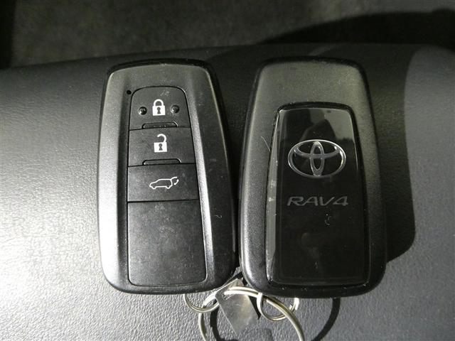 ＲＡＶ４ Ｇ　Ｚパッケージ　衝突被害軽減システム　メモリーナビ　フルセグ　バックカメラ　ＥＴＣ　ＣＤ　ミュージックプレイヤー接続可　ＤＶＤ再生　オートクルーズコントロール　ＬＥＤヘッドランプ　スマートキー　キーレス　４ＷＤ（27枚目）