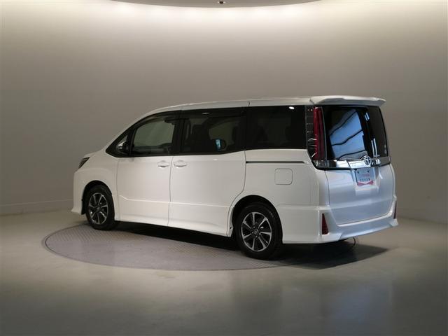ノア Ｓｉ　衝突被害軽減システム　メモリーナビ　フルセグ　バックカメラ　ＥＴＣ　ＣＤ　ミュージックプレイヤー接続可　ＤＶＤ再生　オートクルーズコントロール　ＬＥＤヘッドランプ　両側電動スライド　乗車定員７人（4枚目）