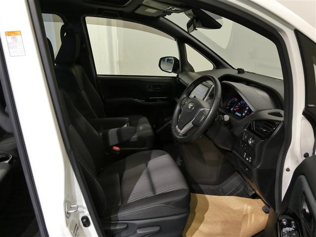 ノア Ｓｉ　衝突被害軽減システム　メモリーナビ　フルセグ　バックカメラ　ＥＴＣ　ＣＤ　ミュージックプレイヤー接続可　ＤＶＤ再生　オートクルーズコントロール　ＬＥＤヘッドランプ　両側電動スライド　乗車定員７人（16枚目）