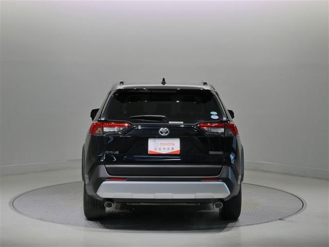 ＲＡＶ４ アドベンチャー　衝突被害軽減システム　バックカメラ　ＥＴＣ　ミュージックプレイヤー接続可　電動シート　オートクルーズコントロール　ＬＥＤヘッドランプ　スマートキー　キーレス　４ＷＤ　ワンオーナー（5枚目）