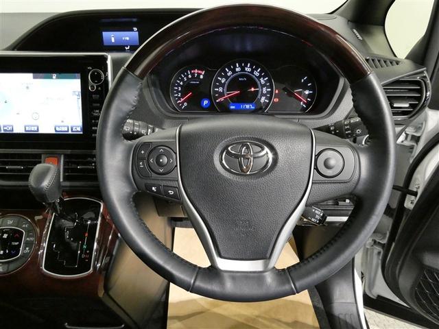 �h���C�o�[�Ɋ��Y�����K�ȑ���t�B�[���������炷�X�e�A�����O�ł��B