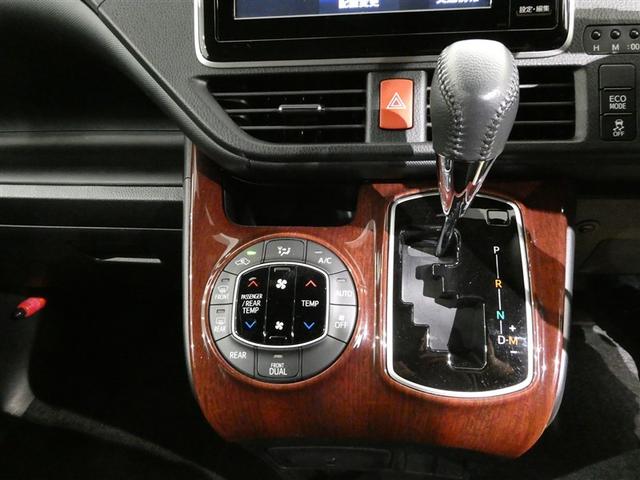 �����g���X�C�b�`���V���v���Ɏ肪�͂��A���G�Ȍv��ނ����Ȃ�����Ɏ�f�����Ƃ�����܂���@�X�e�A�����O��V�t�g�m�u�Ȃǂ��L���C�Ɏd�グ�Ă���܂�