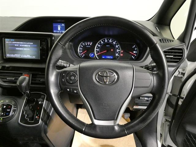 �h���C�o�[�Ɋ��Y�����K�ȑ���t�B�[���������炷�X�e�A�����O�ł��B