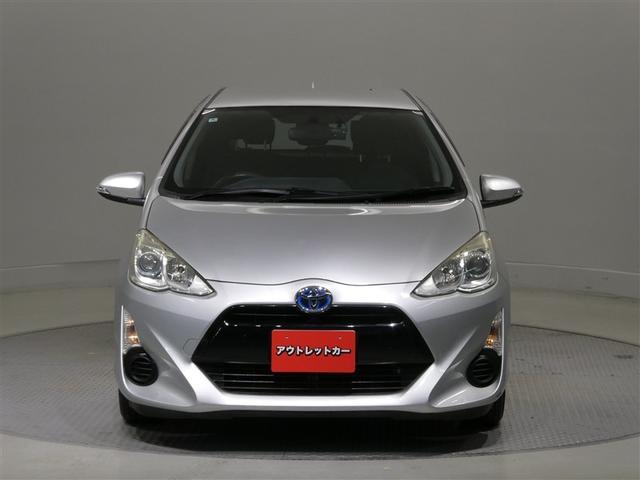 アクア Ｓ　メモリーナビ　フルセグ　バックカメラ　ＥＴＣ　ＣＤ　ミュージックプレイヤー接続可　ＤＶＤ再生　スマートキー　キーレス　ハイブリッド　ワンオーナー（2枚目）