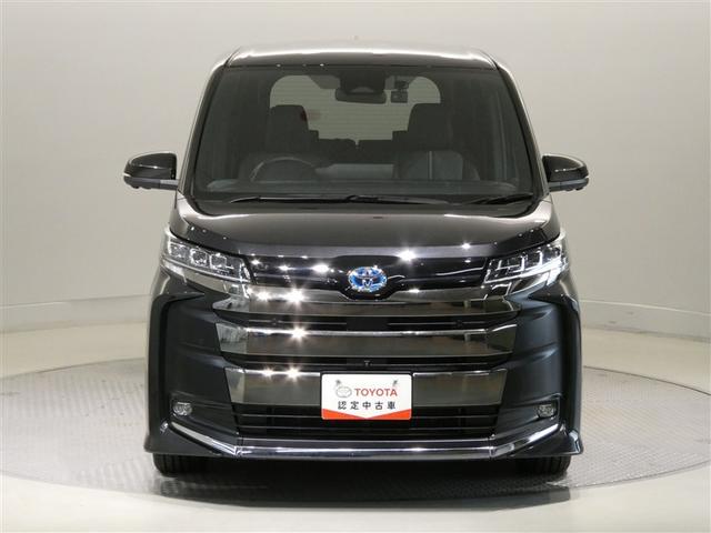 ノア ハイブリッドＳ－Ｚ　衝突被害軽減システム　メモリーナビ　フルセグ　バックカメラ　ＥＴＣ　ＣＤ　ミュージックプレイヤー接続可　ＤＶＤ再生　オートクルーズコントロール　ＬＥＤヘッドランプ　両側電動スライド　乗車定員７人（2枚目）