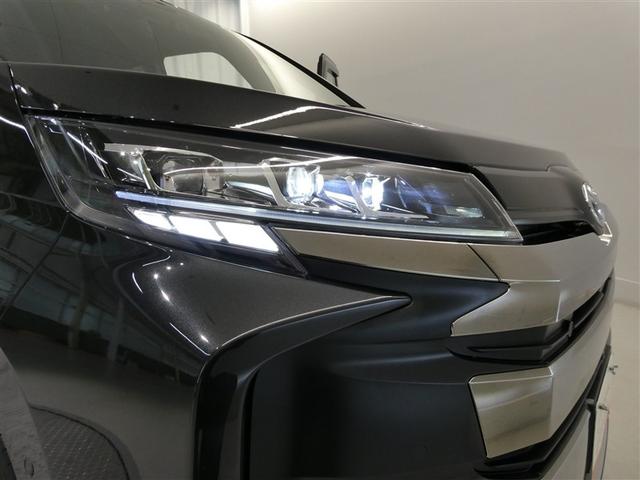 ノア ハイブリッドＳ－Ｚ　衝突被害軽減システム　メモリーナビ　フルセグ　バックカメラ　ＥＴＣ　ＣＤ　ミュージックプレイヤー接続可　ＤＶＤ再生　オートクルーズコントロール　ＬＥＤヘッドランプ　両側電動スライド　乗車定員７人（9枚目）