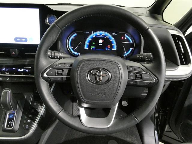 ノア ハイブリッドＳ－Ｚ　衝突被害軽減システム　メモリーナビ　フルセグ　バックカメラ　ＥＴＣ　ＣＤ　ミュージックプレイヤー接続可　ＤＶＤ再生　オートクルーズコントロール　ＬＥＤヘッドランプ　両側電動スライド　乗車定員７人（19枚目）