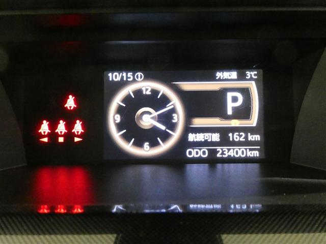 ルーミー Ｇ　衝突被害軽減システム　メモリーナビ　フルセグ　バックカメラ　ＥＴＣ　ＣＤ　ミュージックプレイヤー接続可　ＤＶＤ再生　ＬＥＤヘッドランプ　両側電動スライド　スマートキー　キーレス　アイドリングストップ（18枚目）