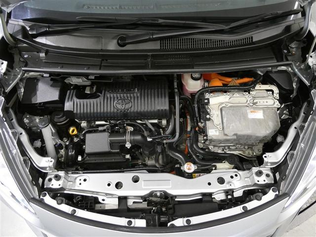 シエンタ ハイブリッド　ファンベースＧセーフティーエディション　衝突被害軽減システム　メモリーナビ　フルセグ　バックカメラ　ＥＴＣ　ＣＤ　ミュージックプレイヤー接続可　ＤＶＤ再生　オートクルーズコントロール　ＬＥＤヘッドランプ　両側電動スライド　スマートキー（12枚目）