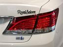 ロイヤルサルーン　ＨＤＤナビ　フルセグ　バックカメラ　ＥＴＣ　ＣＤ　ミュージックプレイヤー接続可　ＤＶＤ再生　電動シート　オートクルーズコントロール　ＨＩＤヘッドライト　スマートキー　キーレス　ハイブリッド（11枚目）