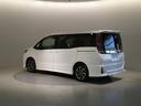 ノア Ｓｉ　衝突被害軽減システム　メモリーナビ　フルセグ　バックカメラ　ＥＴＣ　ＣＤ　ミュージックプレイヤー接続可　ＤＶＤ再生　オートクルーズコントロール　ＬＥＤヘッドランプ　両側電動スライド　乗車定員７人（4枚目）