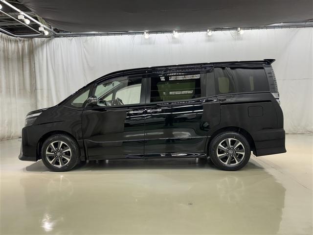 ヴォクシー ZS 煌III 衝突被害軽減システム メモリーナビ フルセグ バックカメラ ETC ドラレコ CD DVD再生 オートクルーズコントロール LEDヘッドランプ 両側電動スライド 乗車定員7人 3列シート スマートキー(4枚目)