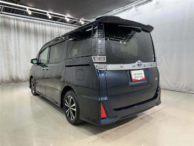 ヴォクシー ハイブリッドZS 煌 衝突被害軽減システム メモリーナビ フルセグ バックカメラ ETC ドラレコ CD DVD再生 オートクルーズコントロール LEDヘッドランプ 両側電動スライド 乗車定員7人 3列シート スマートキー(5枚目)