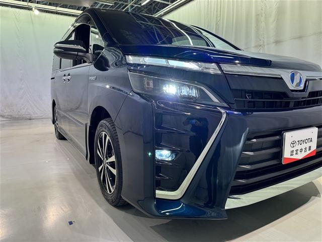 ヴォクシー ハイブリッドZS 煌 衝突被害軽減システム メモリーナビ フルセグ バックカメラ ETC ドラレコ CD DVD再生 オートクルーズコントロール LEDヘッドランプ 両側電動スライド 乗車定員7人 3列シート スマートキー(7枚目)