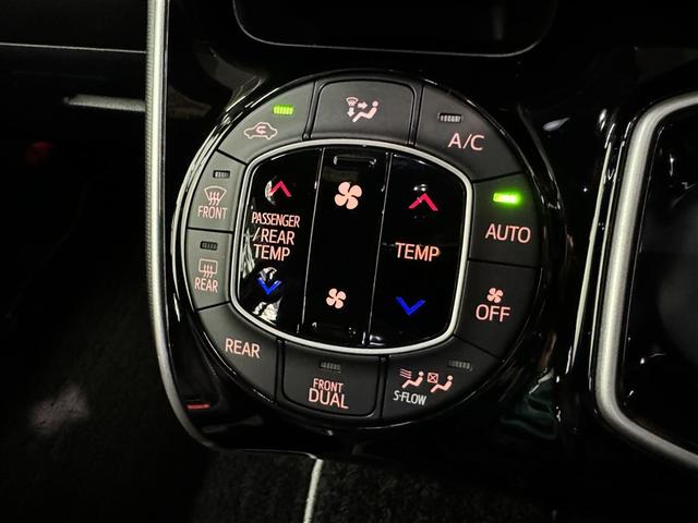 ヴォクシー ハイブリッドZS 煌 衝突被害軽減システム メモリーナビ フルセグ バックカメラ ETC ドラレコ CD DVD再生 オートクルーズコントロール LEDヘッドランプ 両側電動スライド 乗車定員7人 3列シート スマートキー(17枚目)