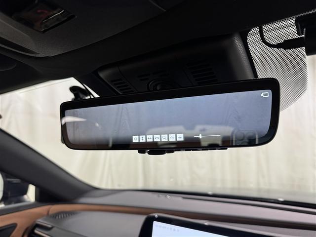 クラウンスポーツ Z 衝突被害軽減システム フルセグ バックカメラ ETC ドラレコ ミュージックプレイヤー接続可 革シート 電動シート オートクルーズコントロール LEDヘッドランプ スマートキー キーレス 4WD(8枚目)