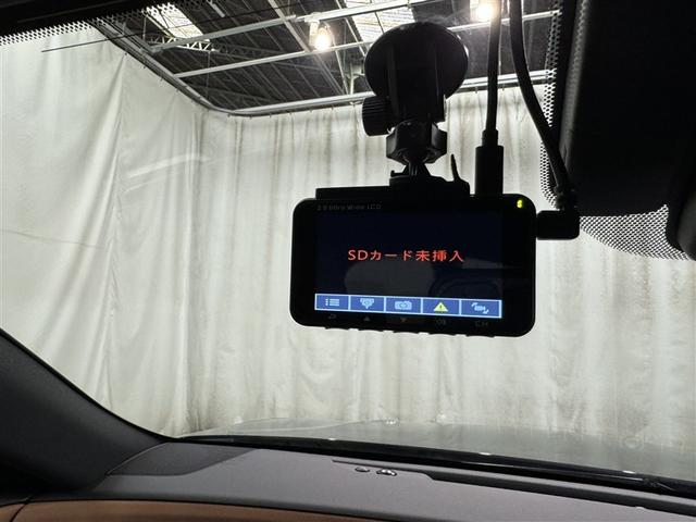 クラウンスポーツ Z 衝突被害軽減システム フルセグ バックカメラ ETC ドラレコ ミュージックプレイヤー接続可 革シート 電動シート オートクルーズコントロール LEDヘッドランプ スマートキー キーレス 4WD(26枚目)