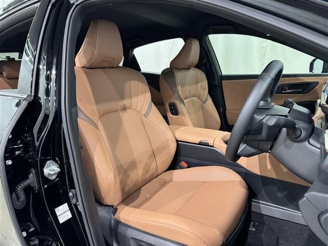 クラウンスポーツ Z 衝突被害軽減システム フルセグ バックカメラ ETC ドラレコ ミュージックプレイヤー接続可 革シート 電動シート オートクルーズコントロール LEDヘッドランプ スマートキー キーレス 4WD(27枚目)