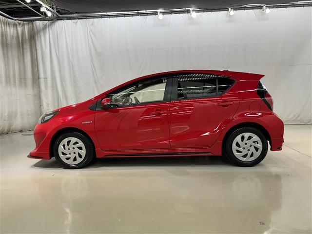 アクア S 衝突被害軽減システム メモリーナビ フルセグ バックカメラ ETC CD DVD再生 LEDヘッドランプ スマートキー キーレス ハイブリッド(4枚目)