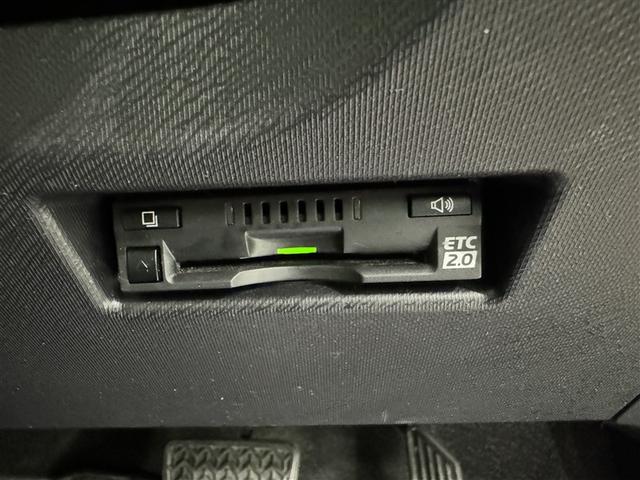 アクア S 衝突被害軽減システム メモリーナビ フルセグ バックカメラ ETC CD DVD再生 LEDヘッドランプ スマートキー キーレス ハイブリッド(14枚目)