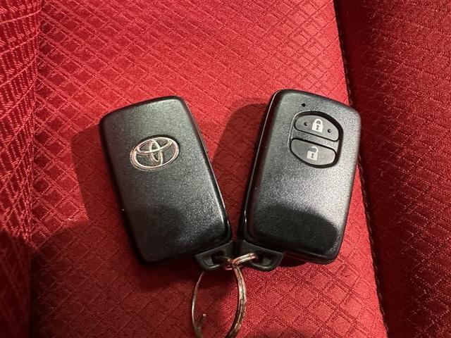 アクア S 衝突被害軽減システム メモリーナビ フルセグ バックカメラ ETC CD DVD再生 LEDヘッドランプ スマートキー キーレス ハイブリッド(23枚目)